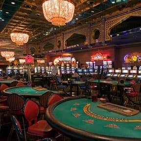 Mobile browser view of 6bet casino responsive layout on Android phone